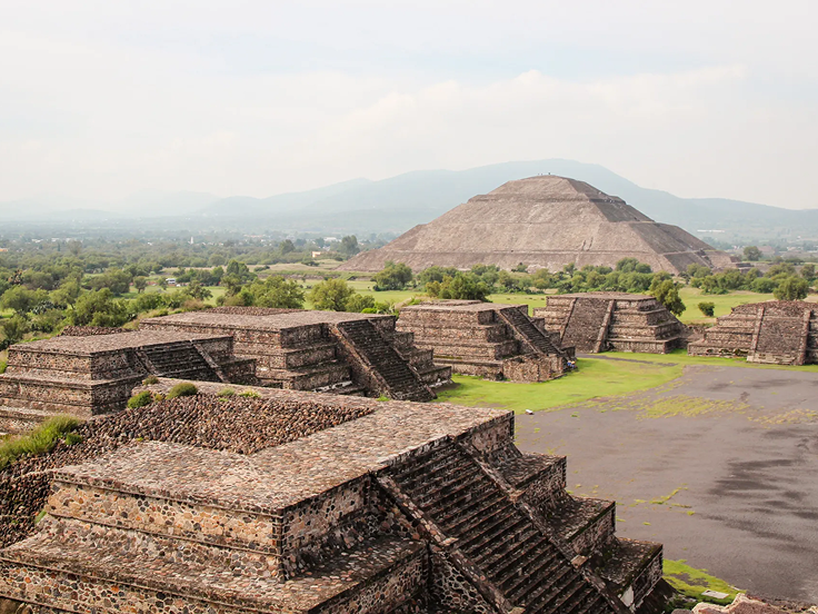 Explore Teotihuacan Pyramids