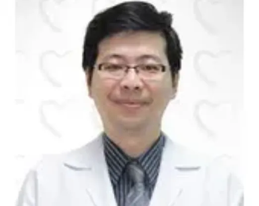 Dr. Dr. Aramwong Thaveelap