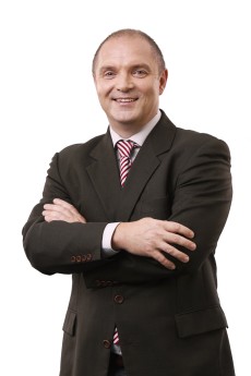 Dr. Miroslav Landfeld