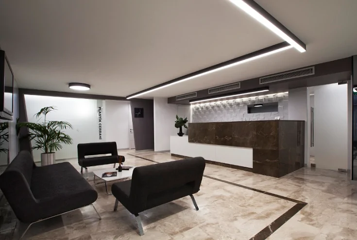 Dr. Cagri Sade Plastiс Surgery Center - Image 1