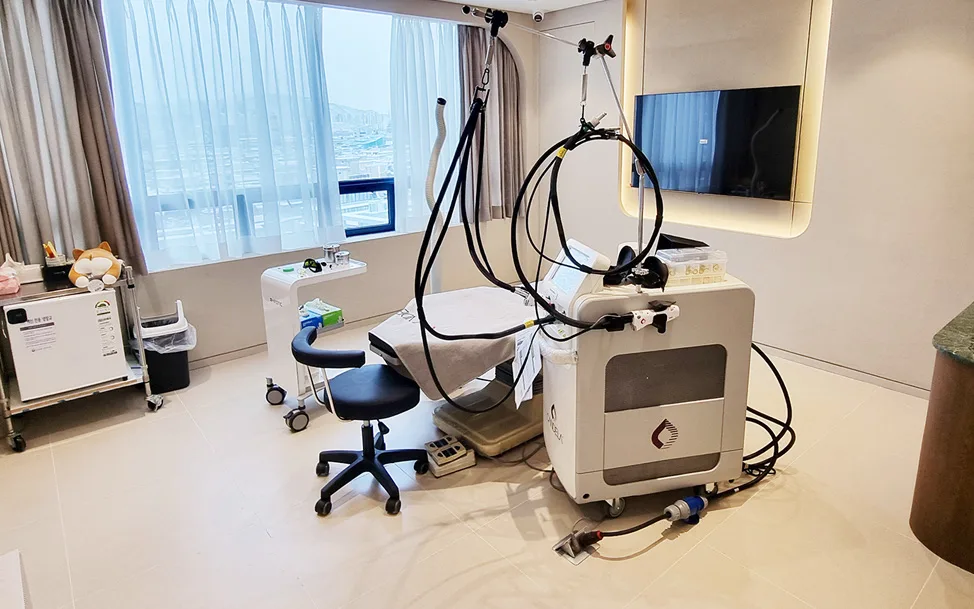 Woomchan Dermatology Clinic - Image 1