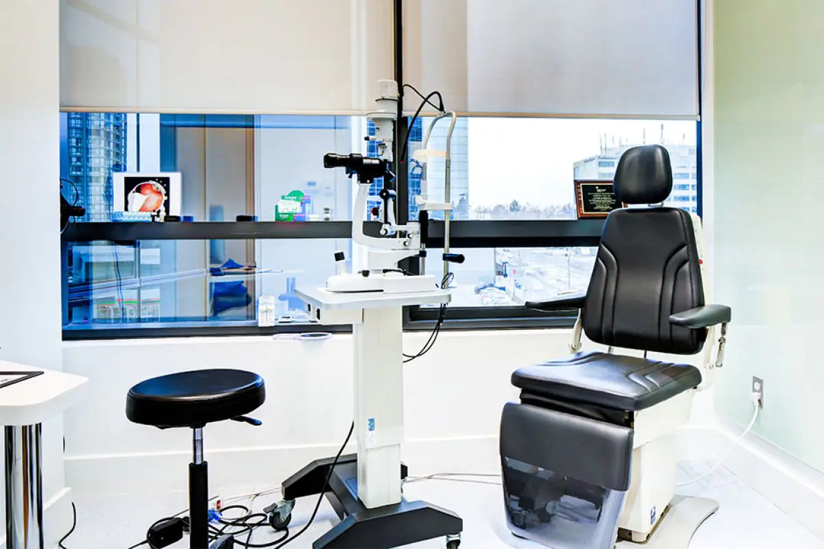 Toronto Plastic Surgery Clinic - Image 2