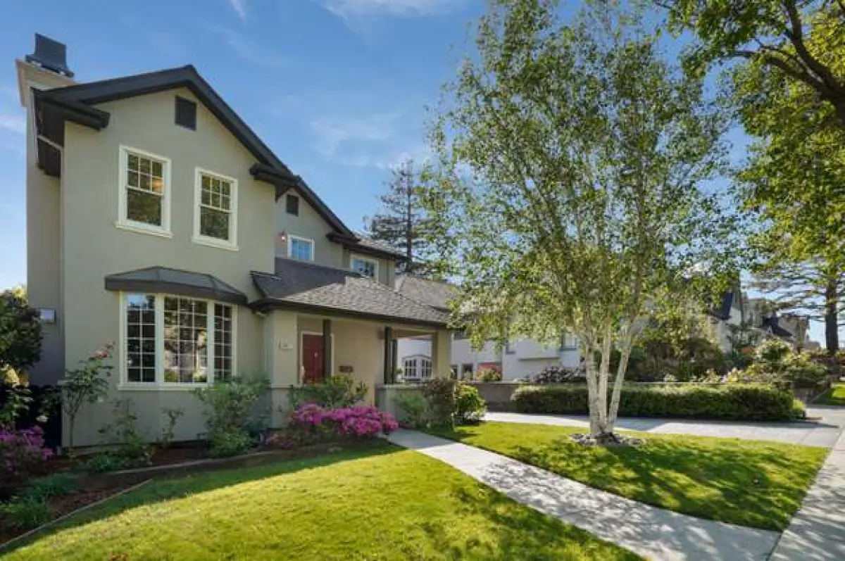 Dr. Bernal Soto - Image 1