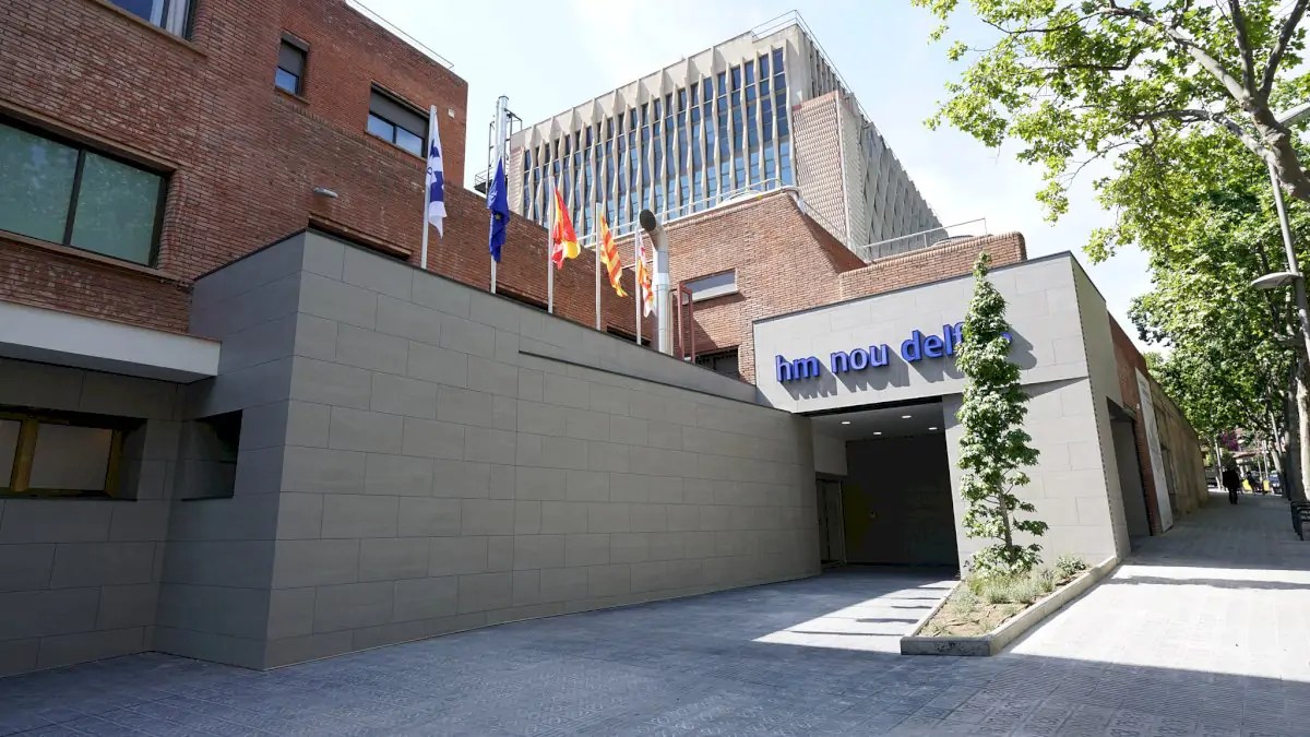 Hospital HM Nou Delfos - Image 1
