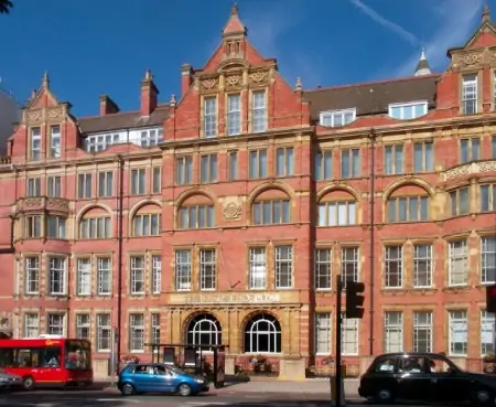 Lister Hospital - Image 1