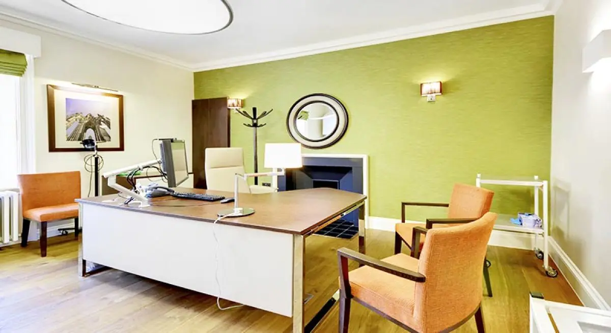 Spire London East Plastic & Cosmetic Surgery Clinic - Image 3