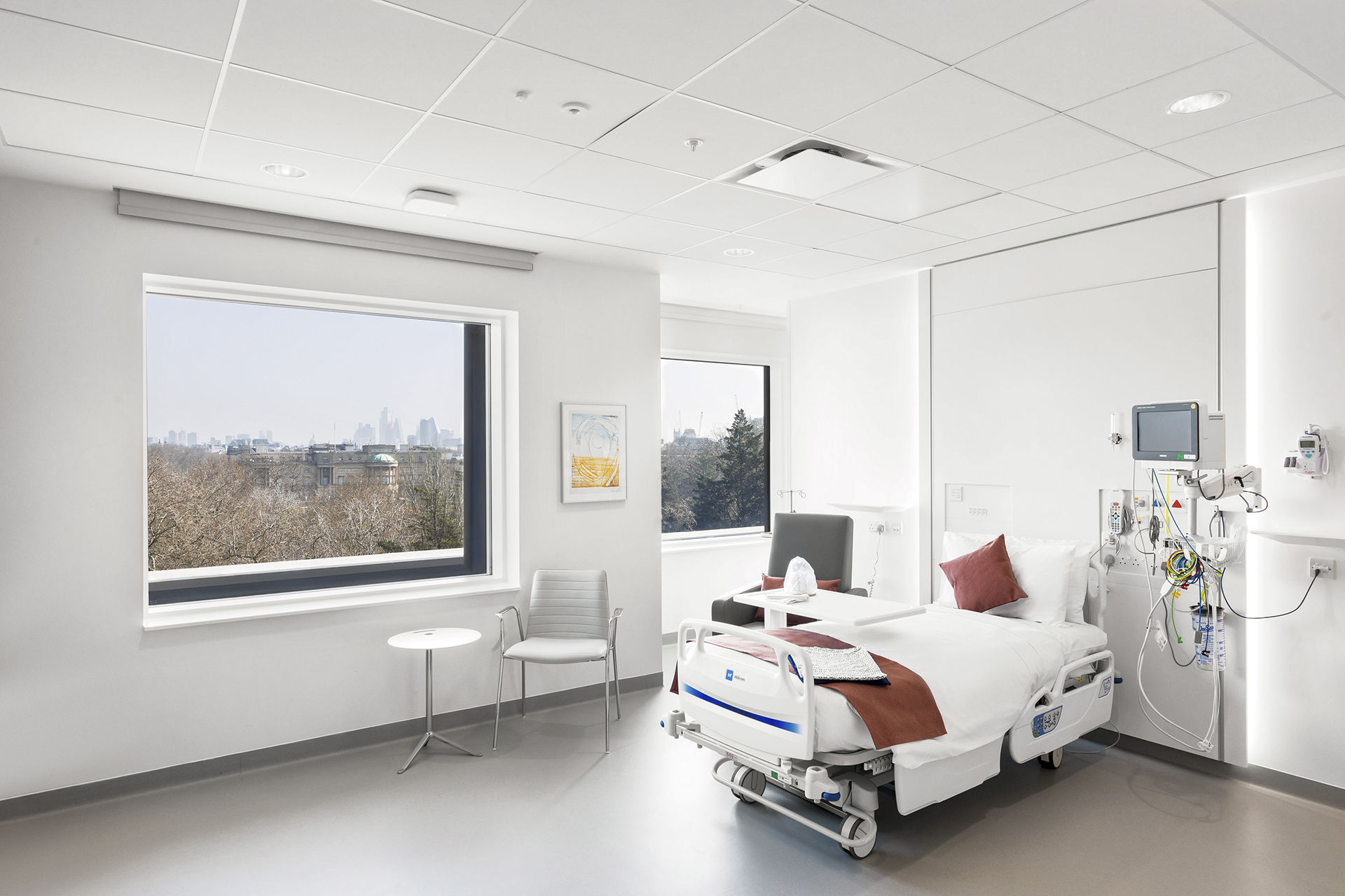 Cleveland Clinic London - Image 2