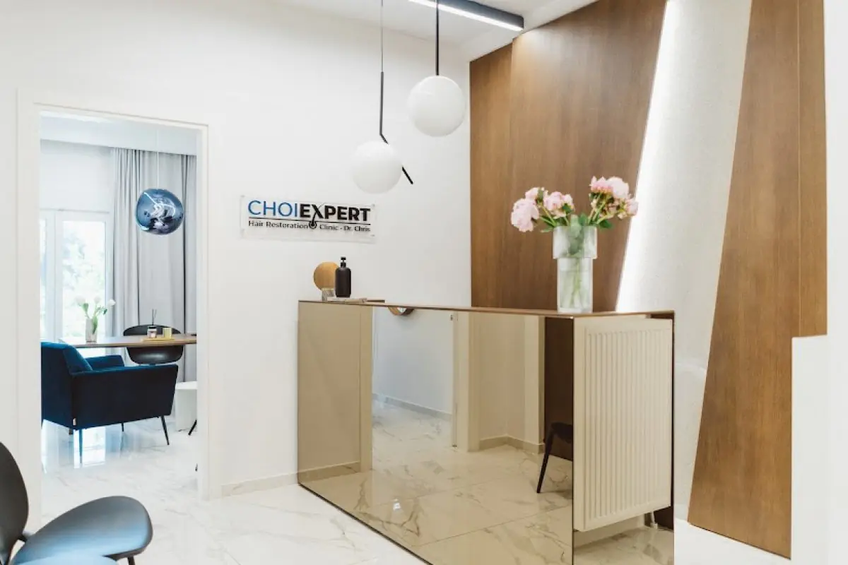 CHOIEXPERT Hair Transplant Clinic - Image 1