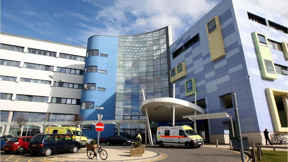 John Radcliffe Hospital - Image 1