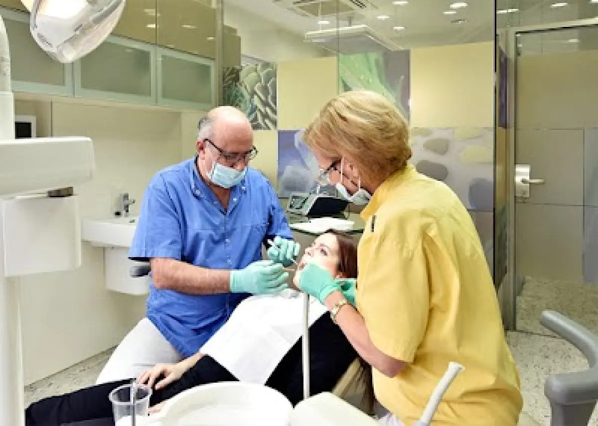 Dental Centre Hungary - Image 1