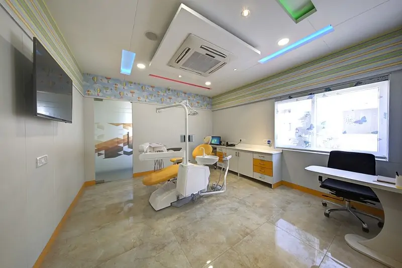 FMS International Dental Center - Image 3