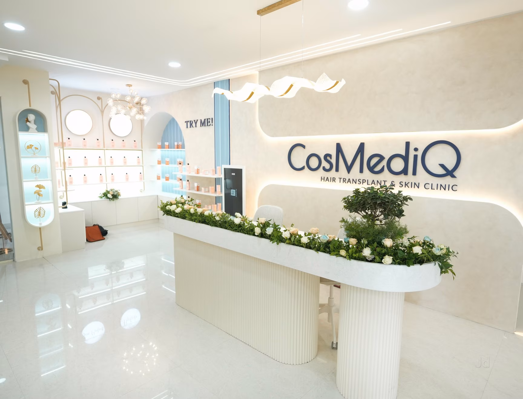 CosMed Clinic - Image 3