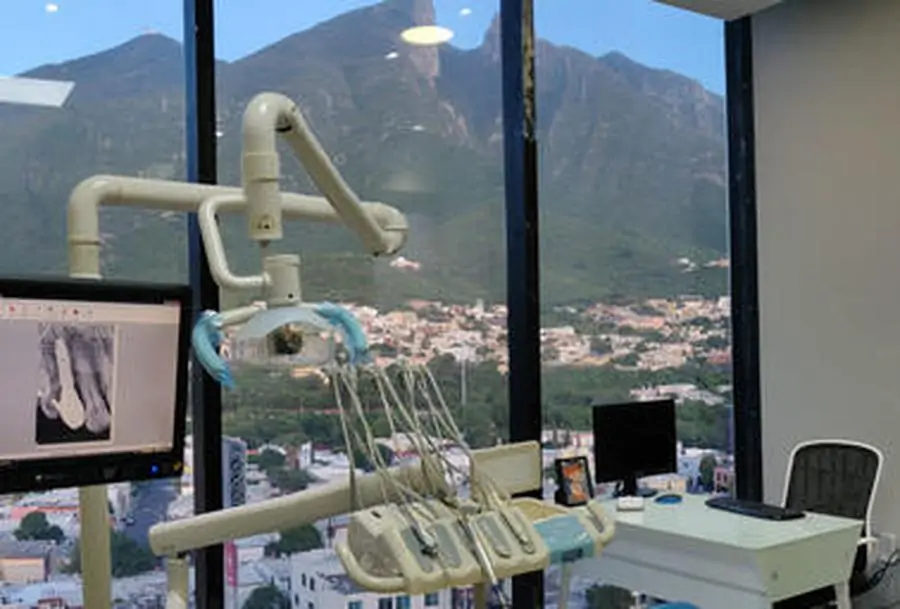 Perio-Implant Clinic - Image 1