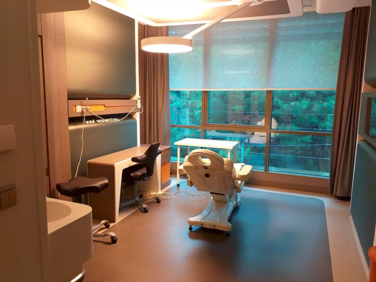 Proesthe Hair Transplant Center - Image 1