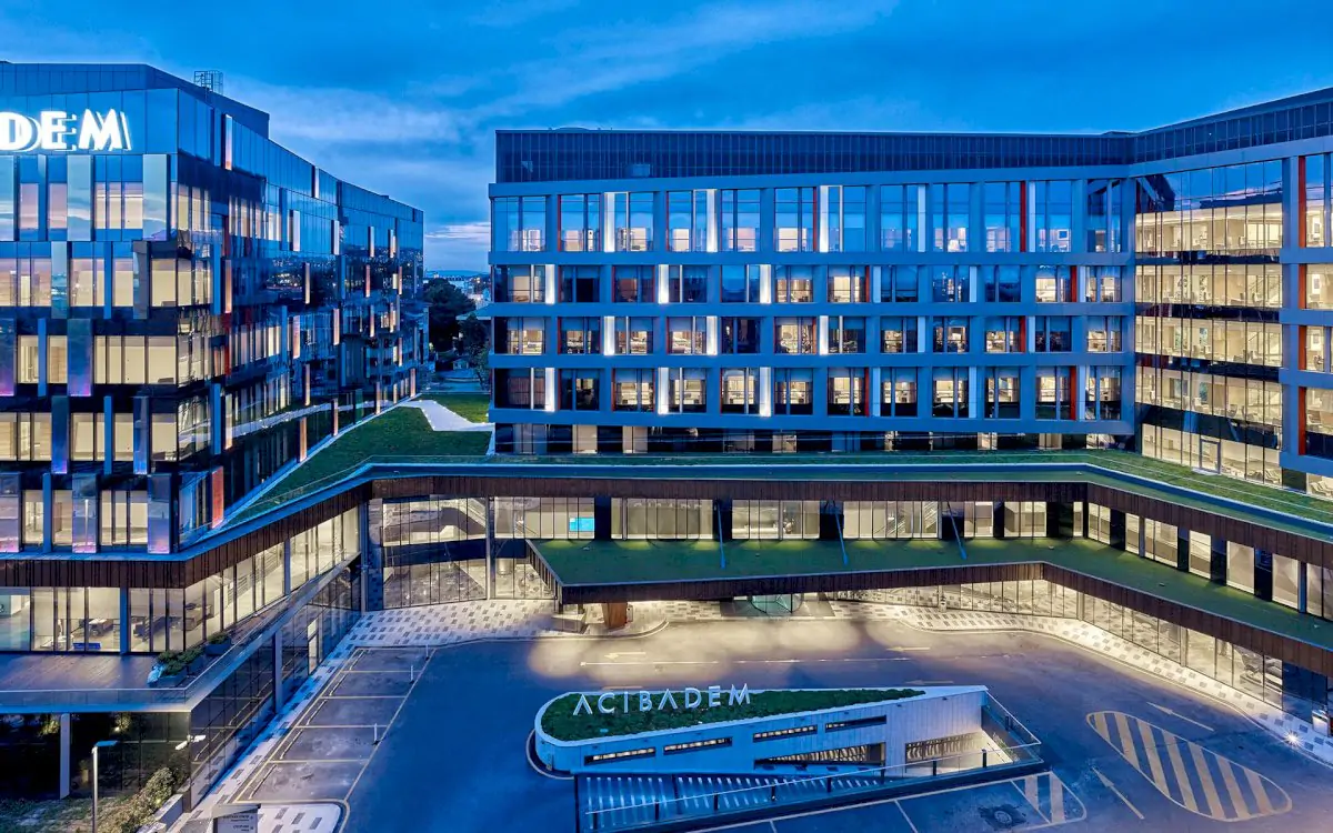 Acibadem Altunizade Clinic - Image 2