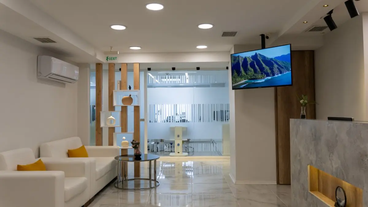 Biusmile Clinic - Image 1