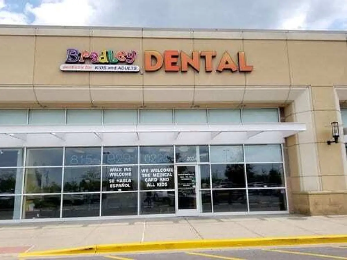 The Dental Clinic-Kedzie - Image 3