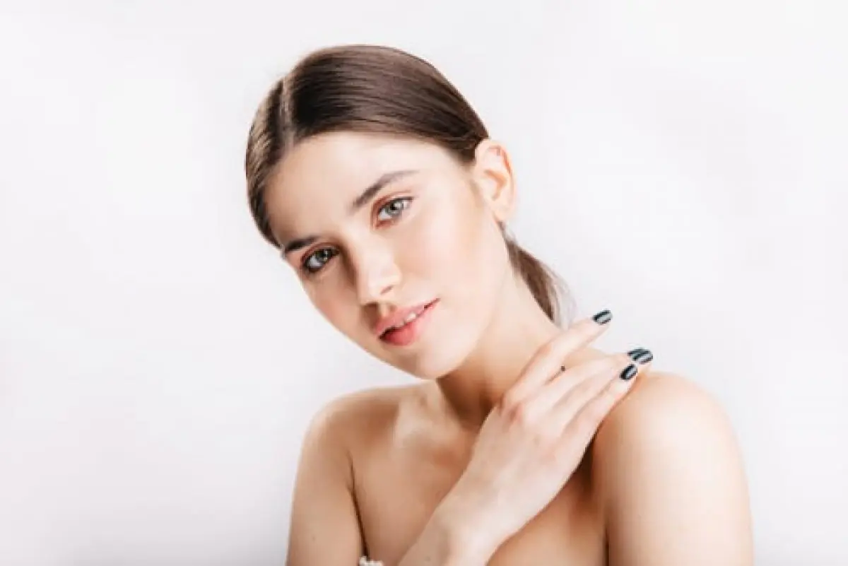 The Art of Plastic Surgery: Gregory A. Wiener - Image 3