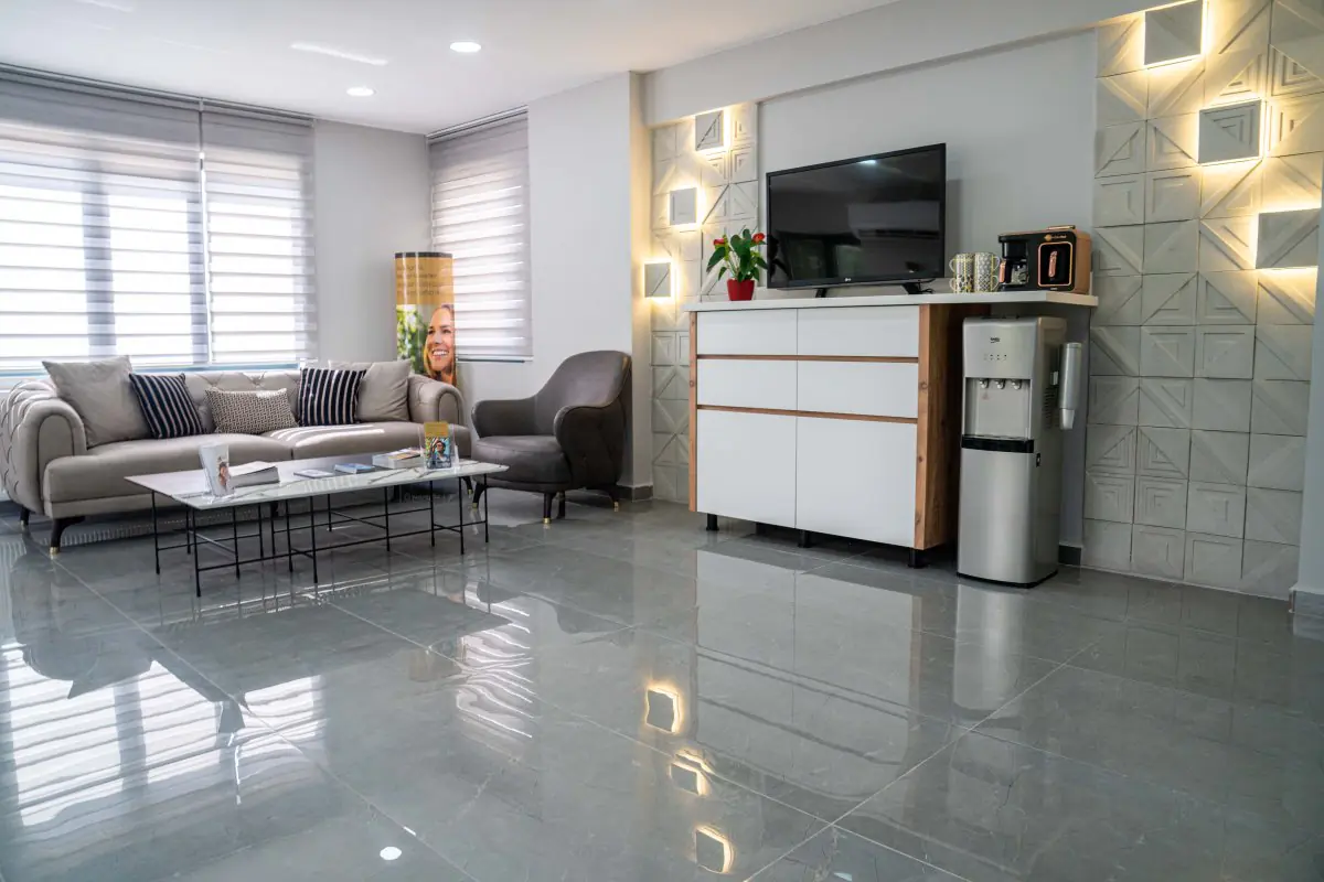 Kural Smile Clinic - Image 1