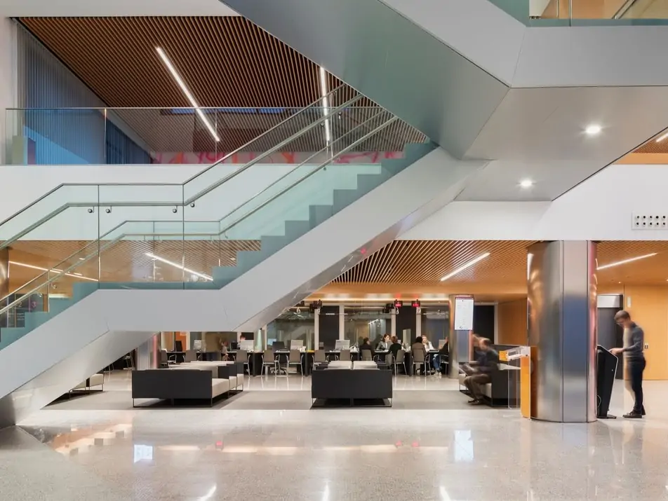 Clinica Universidad de Navarra (Navarra Hospital) - Image 3