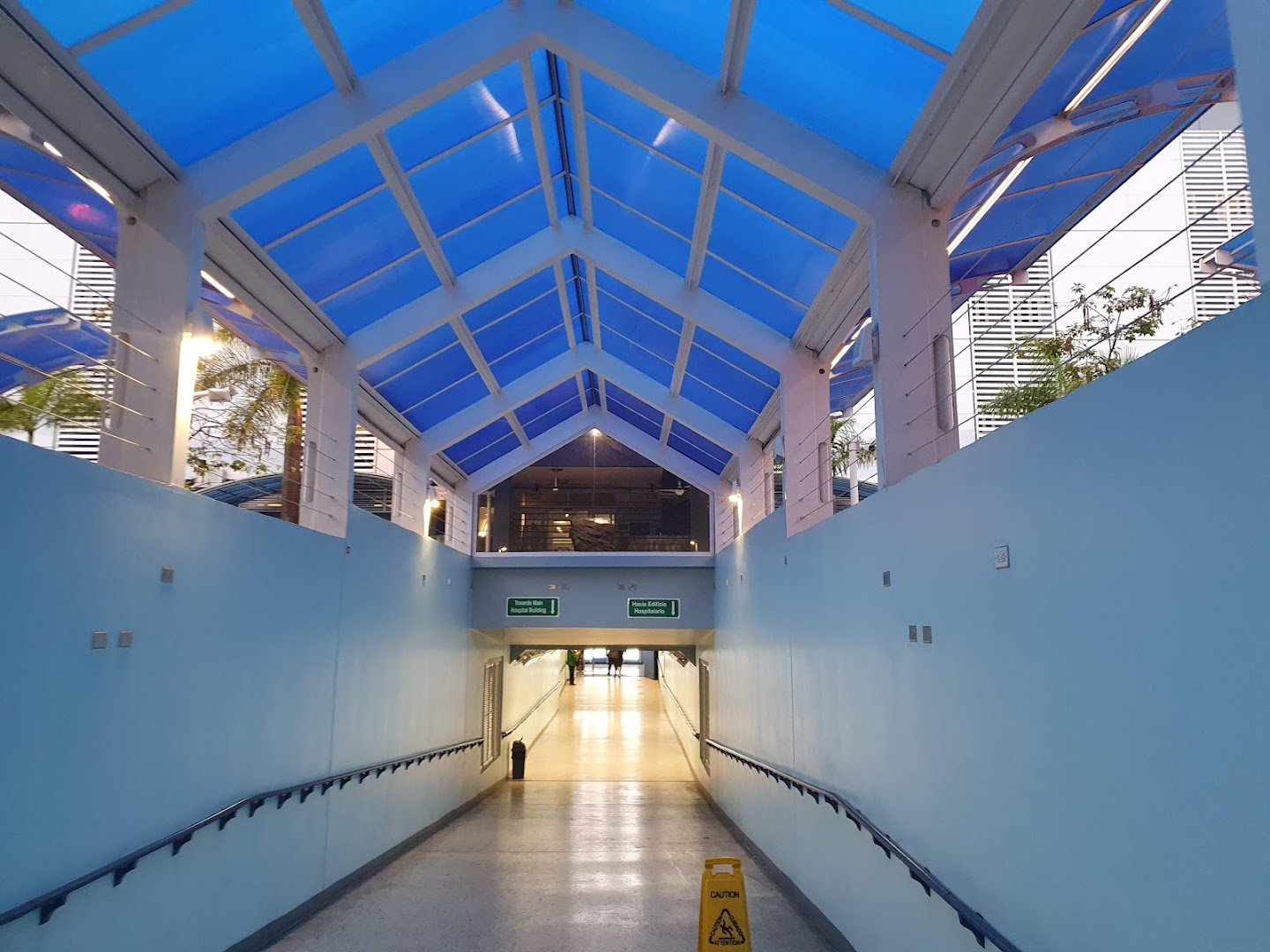 Clínica Bíblica Puntarenas - Image 3