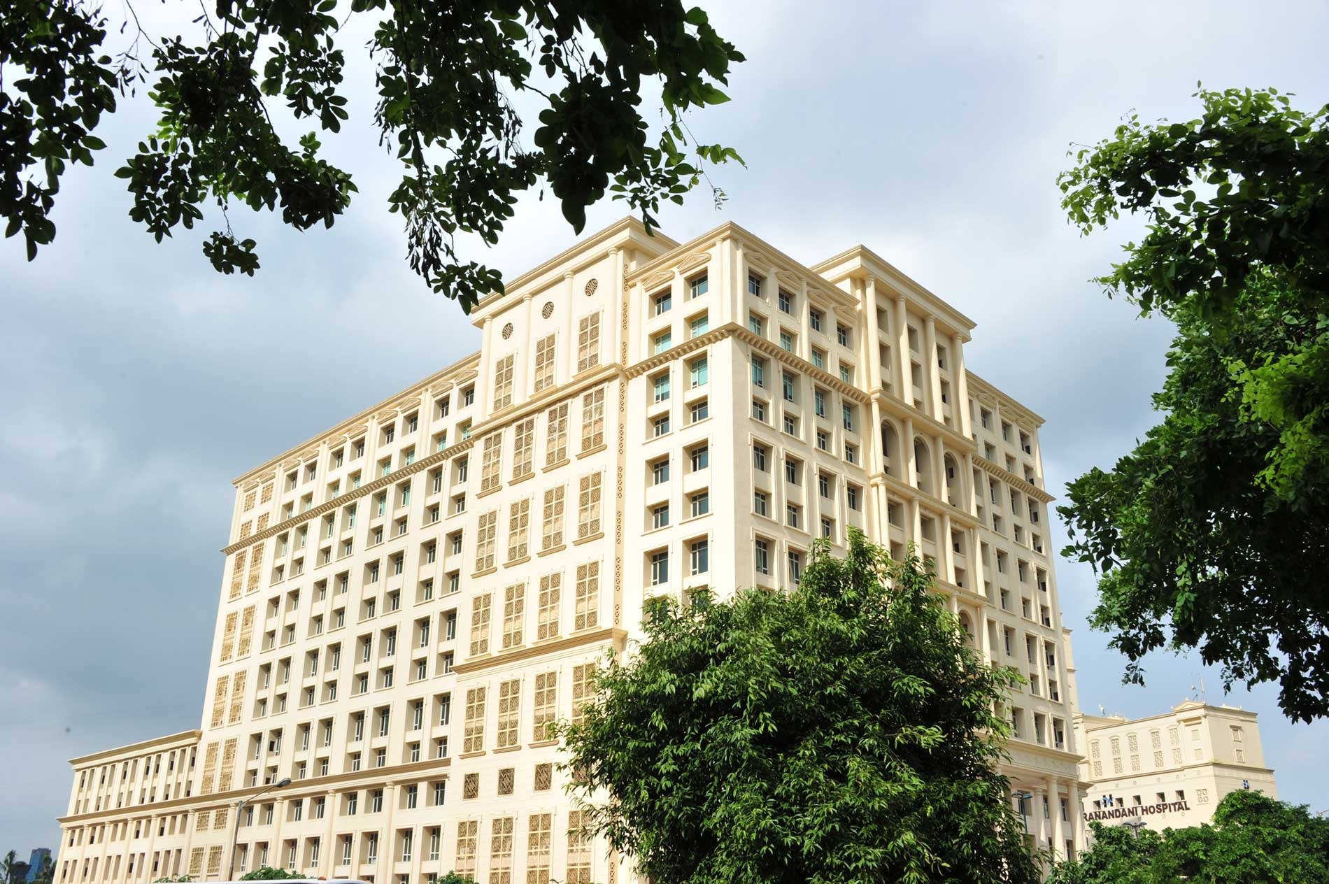 Dr L H Hiranandani Hospital - Image 3