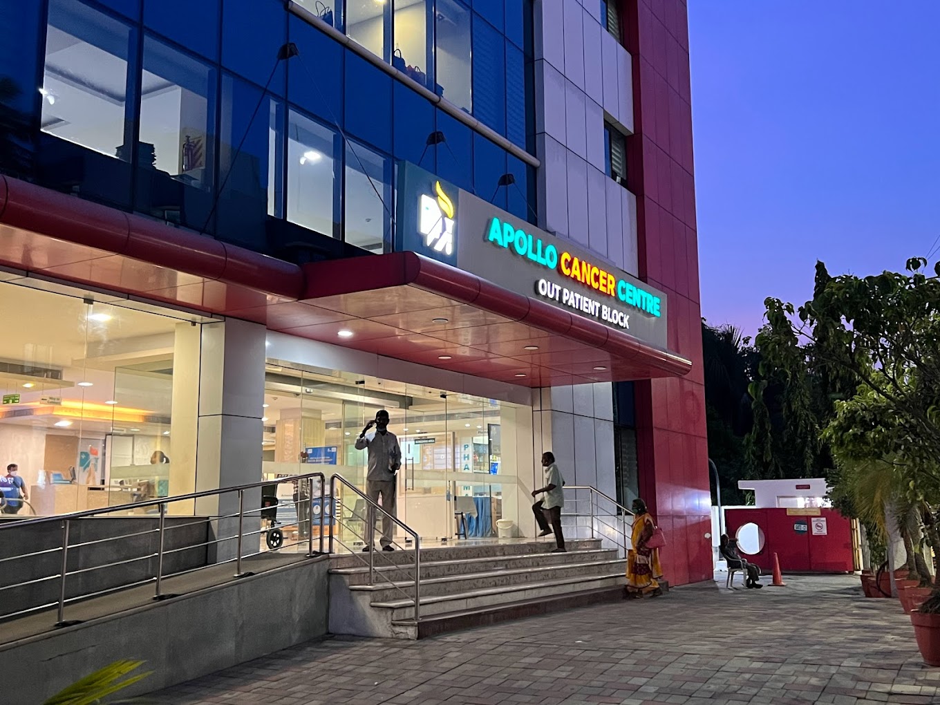 Apollo Cancer Centres Chennai - Image 1