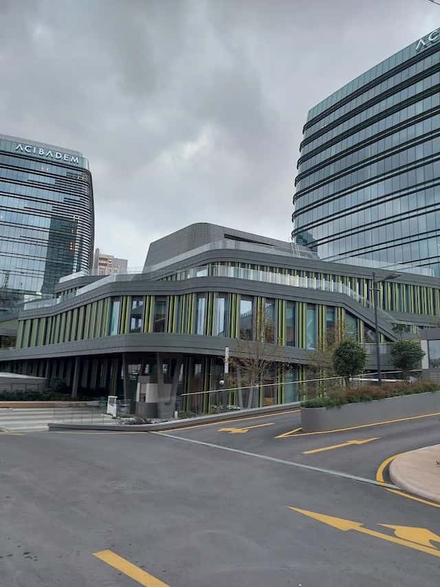 ACIBADEM Atasehir Hospital, Istanbul - Image 2