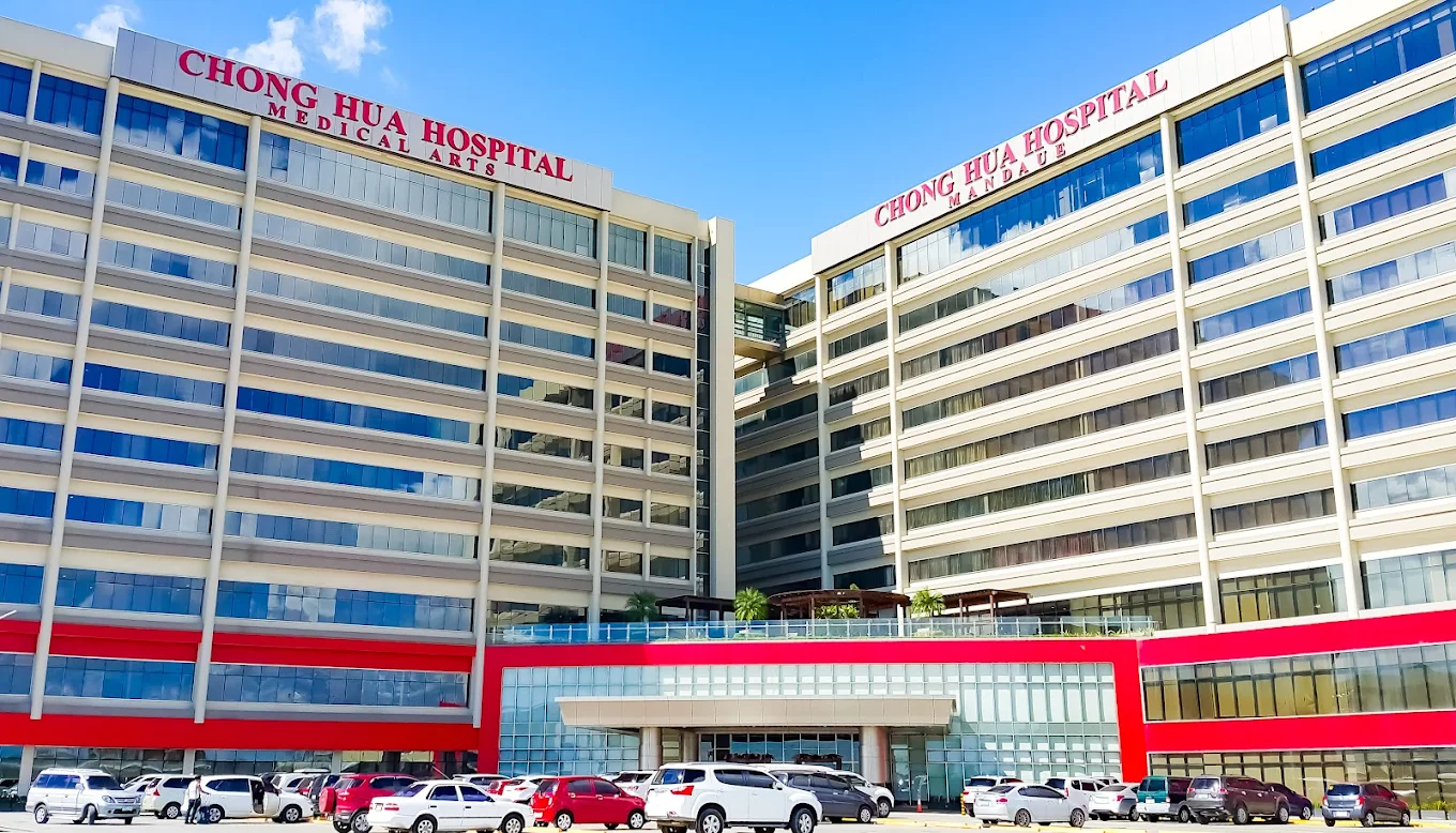 Chong Hua Hospital - Image 2