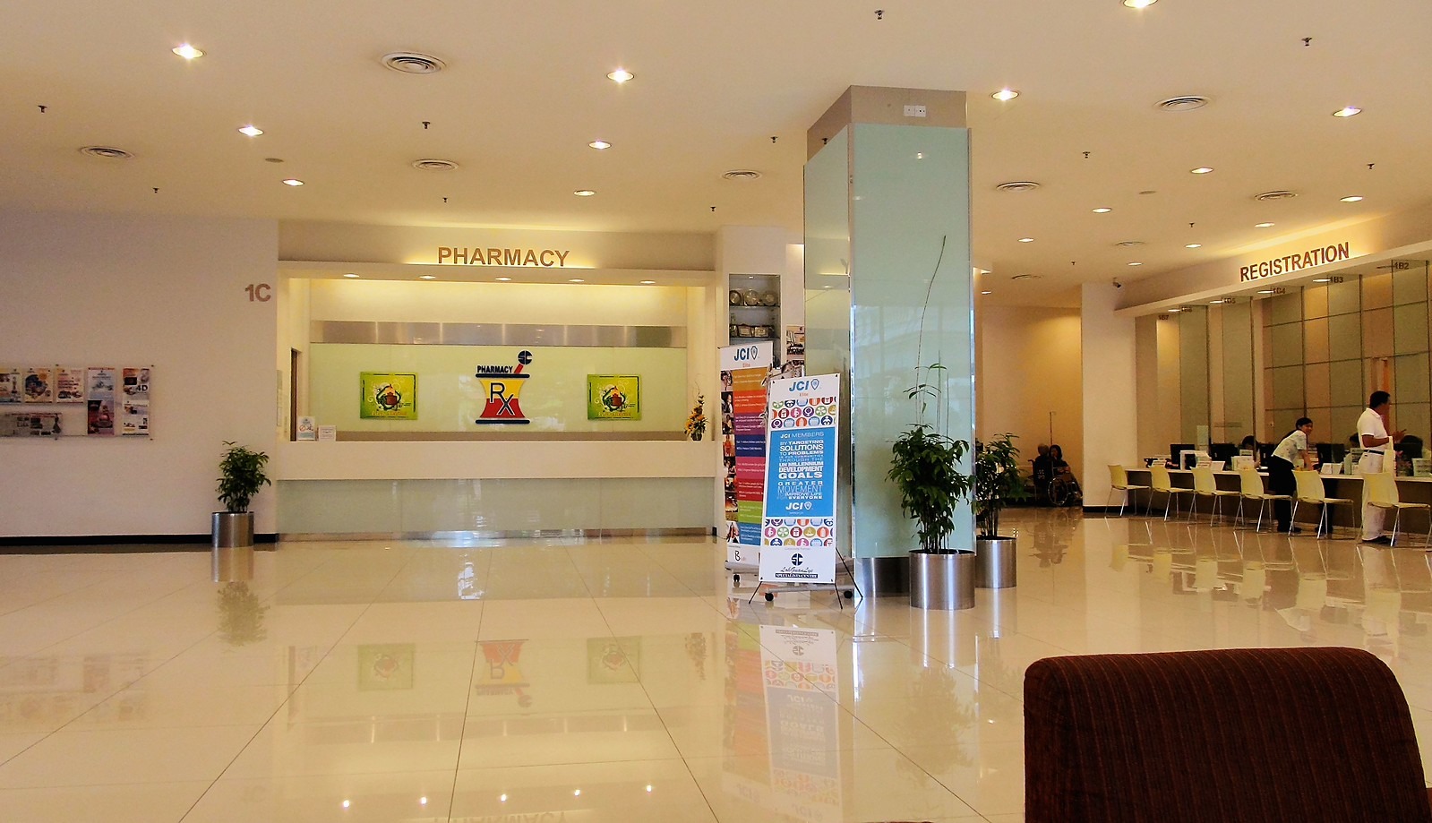 Loh Guan Lye Specialists Centre - Image 2