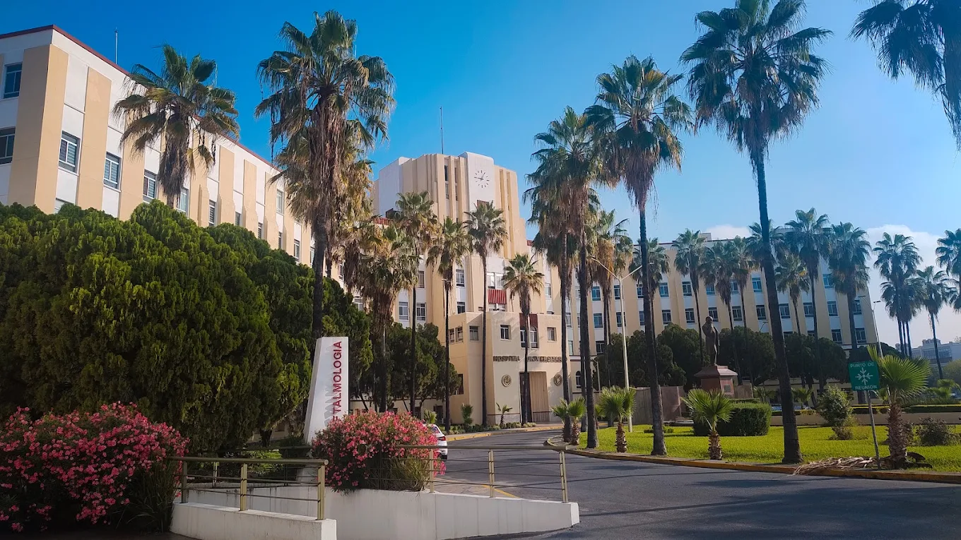 Hospital Universitario Dr. José Eleuterio González - Image 3