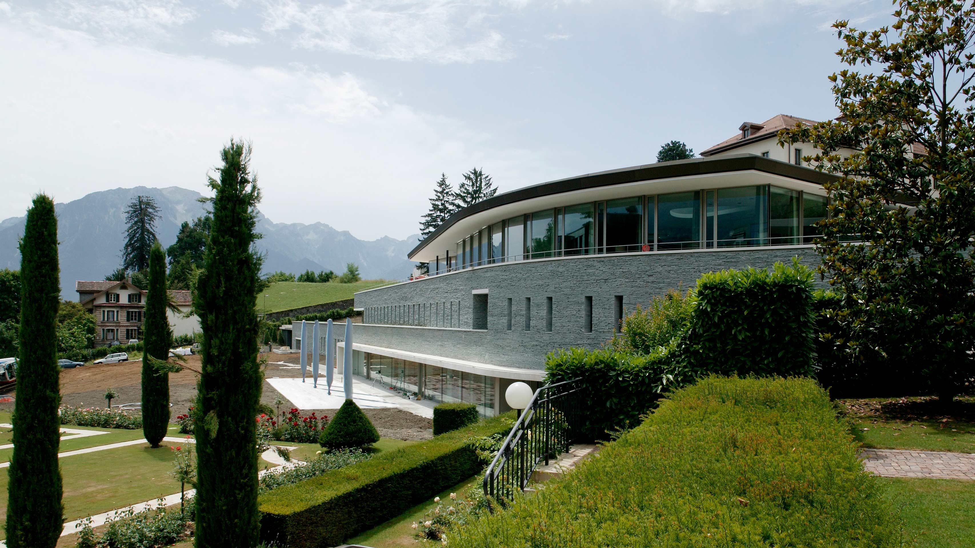 Clinic La Prairie - Image 1