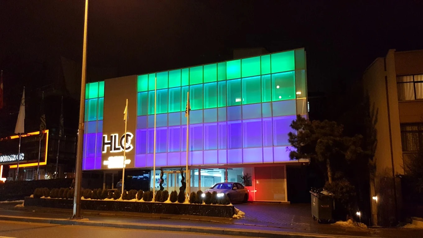 HLC Hairline Clinic - Image 1