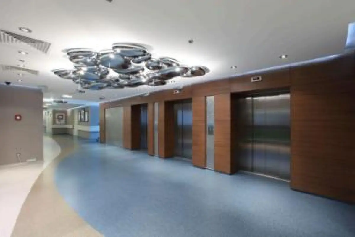 Medical Park Goztepe Hospital - Image 1