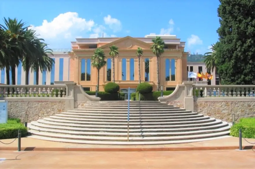 Teknon Medical Center - Image 1