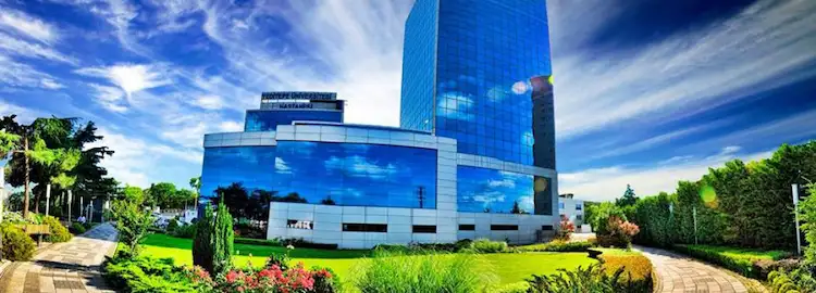 Yeditepe University Kozyatağı Hospital - Image 1