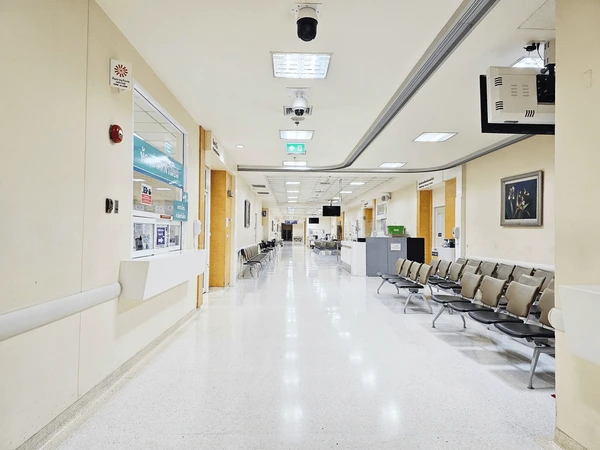 Bangkok Hospital - Image 1