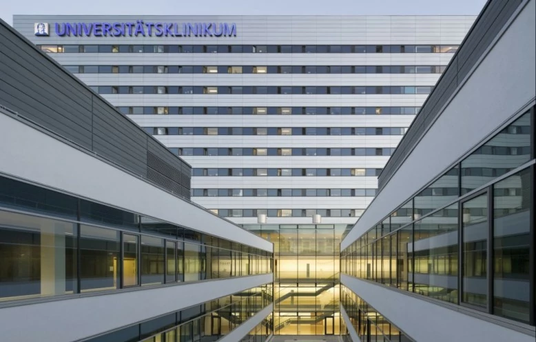 University Hospital Frankfurt am Main - Image 1