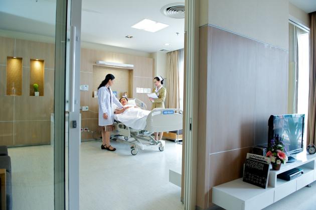 Siriraj Hospital Bangkok - Image 3