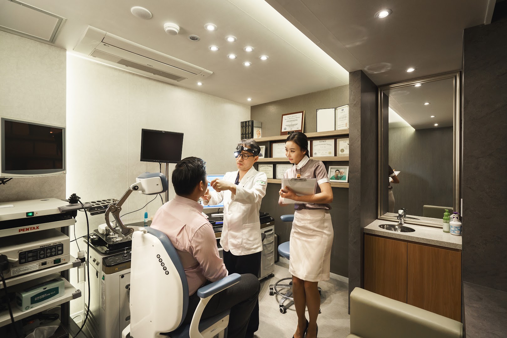 Regen Plastic Surgery (Seoul) - Image 3