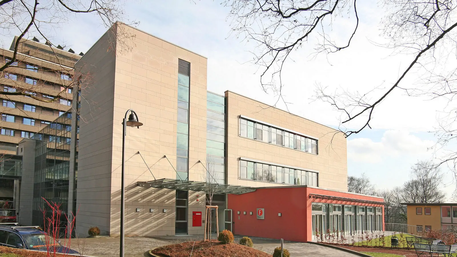 Medical Center in Solingen - Image 1