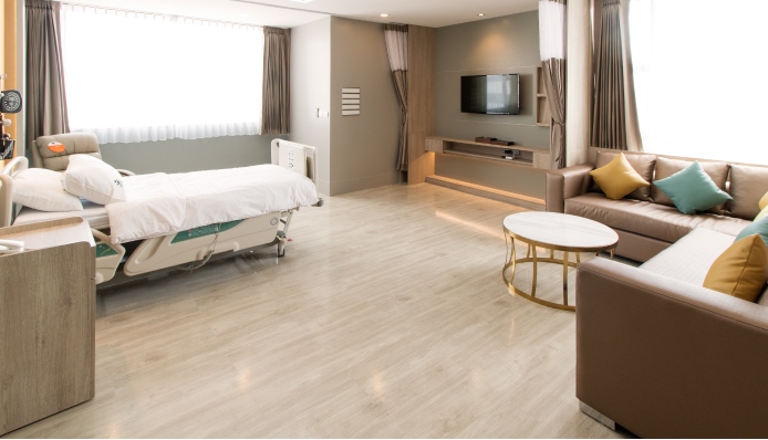 Phyathai 2 Hospital - Image 2