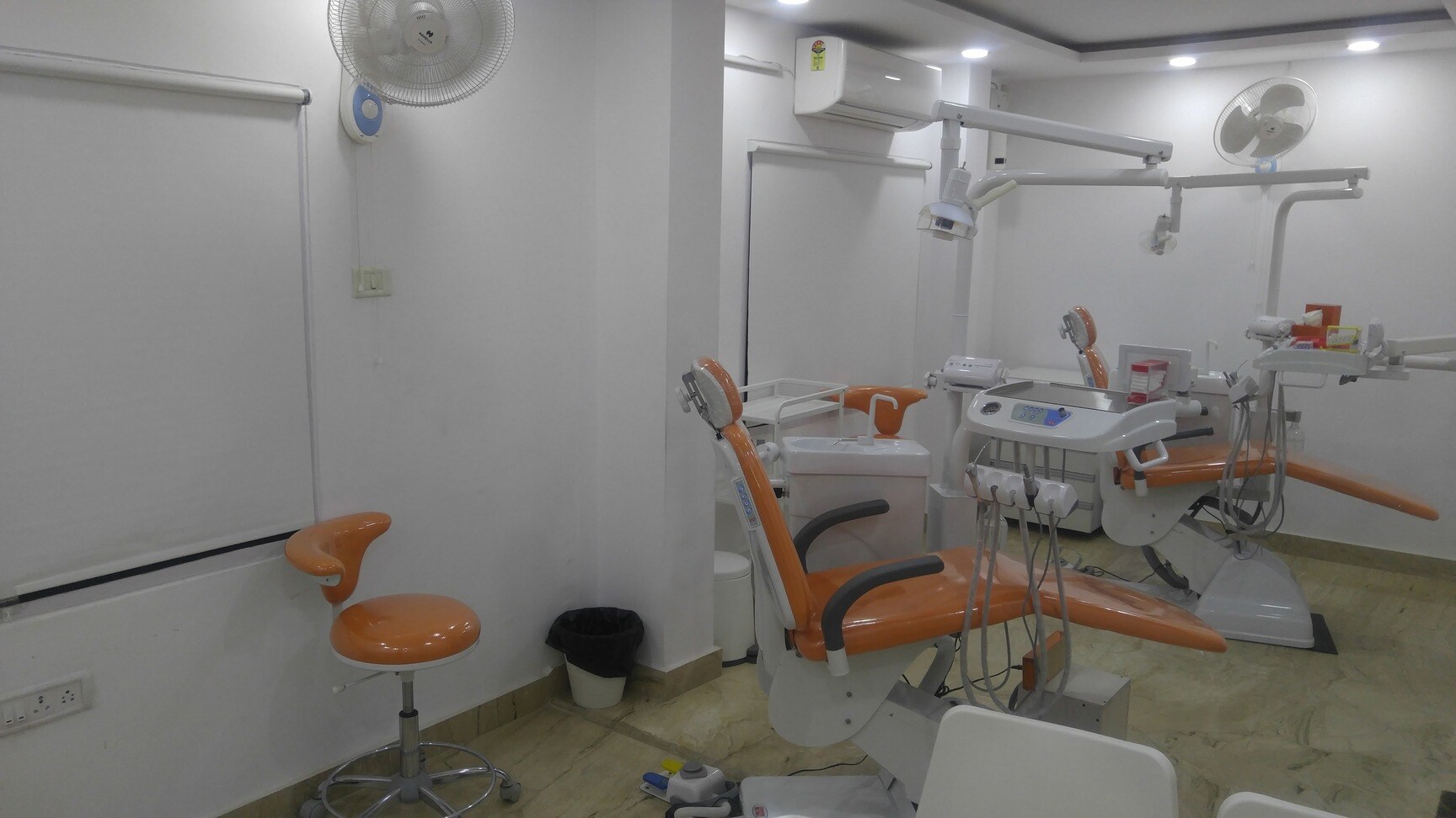 Apollo Institute of Dental Care - Image 3