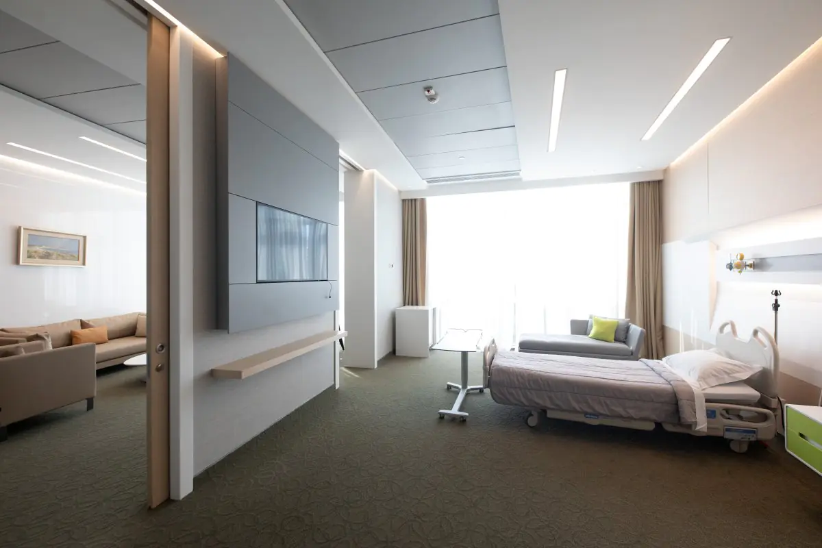 Liv Bona Dea Hospital Baku - Image 2