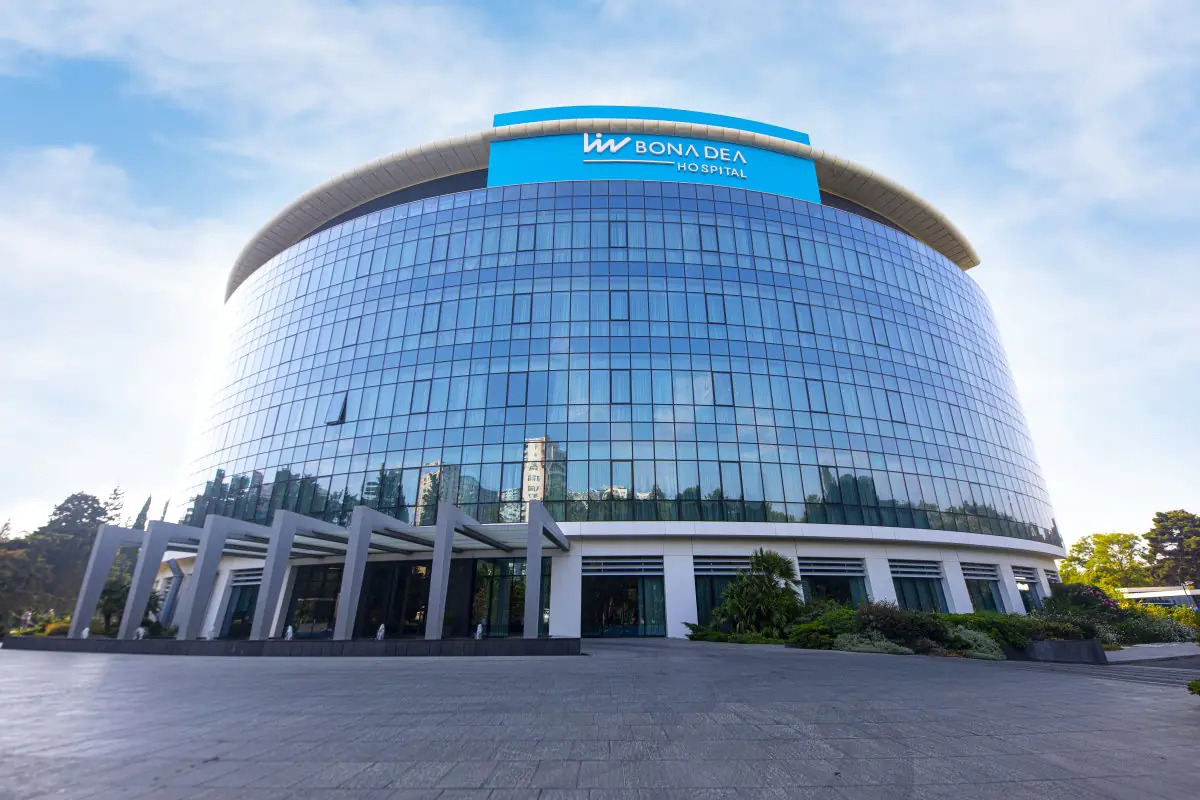 Liv Bona Dea Hospital Baku - Image 1