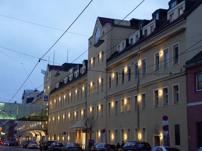 Döbling Private Hospital - Image 1