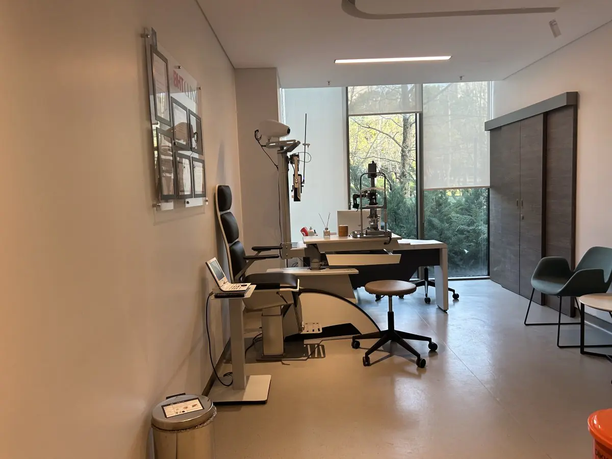 Associate Professor M. Derda Ozer DERDA SAGLIK HIZMETLERI  - Image 1