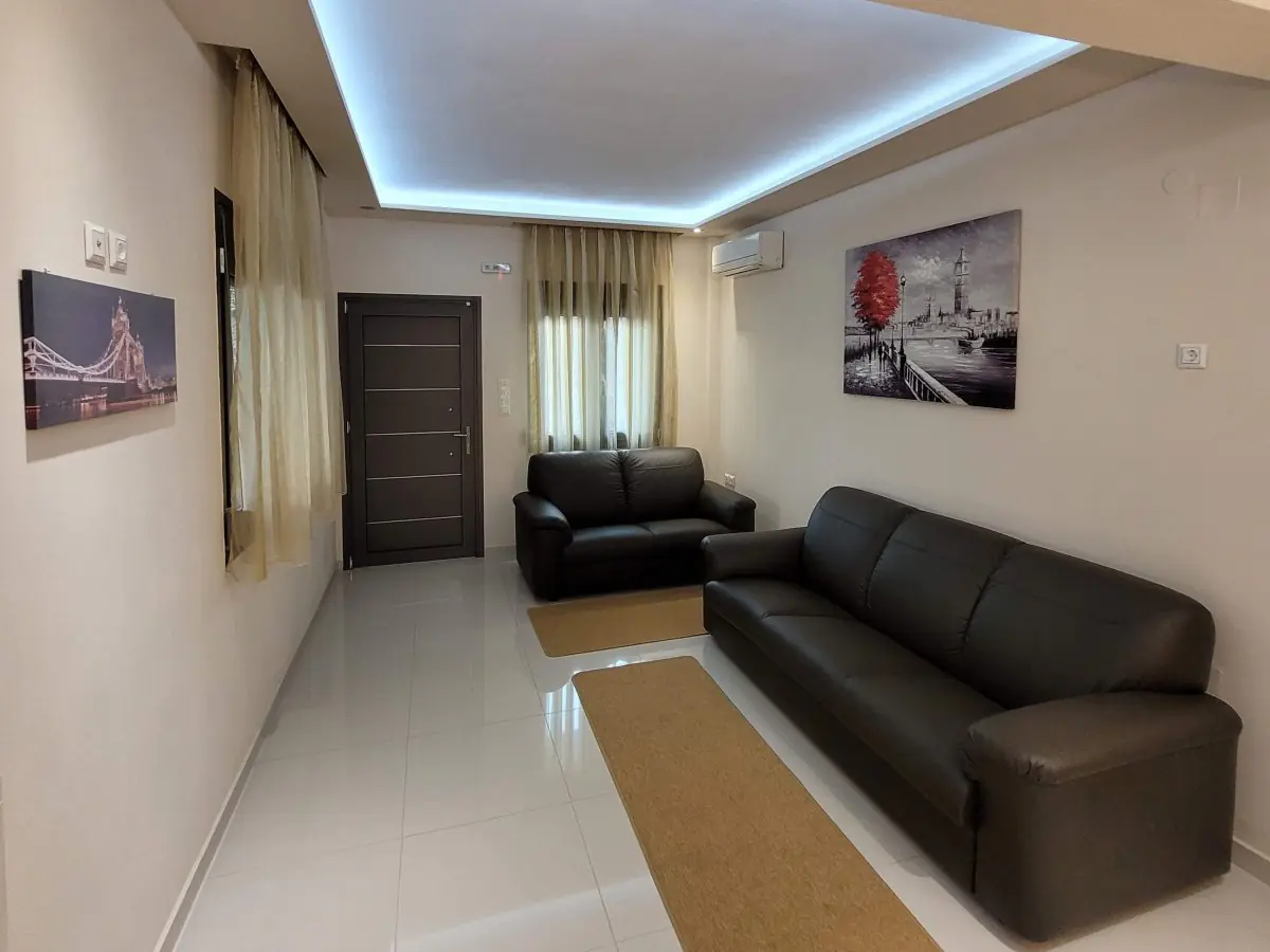 Dr Nikolaos I Dervenis MD, MSc, PhD, FEBO - Consultant Ophthalmic Surgeon - Image 3